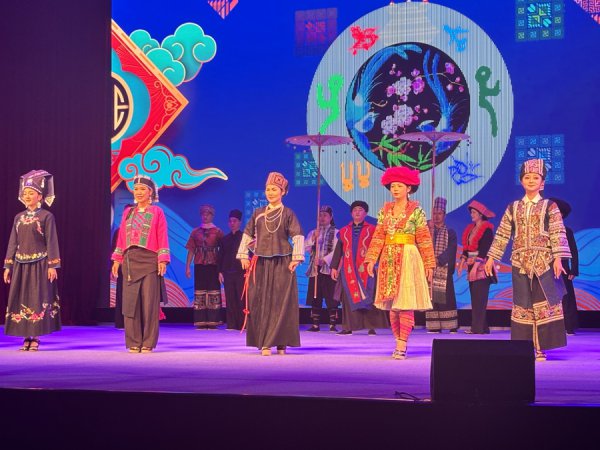 “壮族爱情密码”在上图东馆悠扬唱响，非遗“坡芽情歌”搭建沪滇文化雷同桥梁
